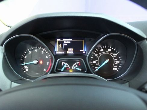 Used 2017 Ford Focus SE image 15