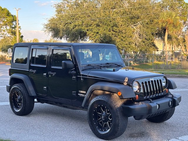 Used 2012 Jeep Wrangler Unlimited Sport AWD/4WD image 4