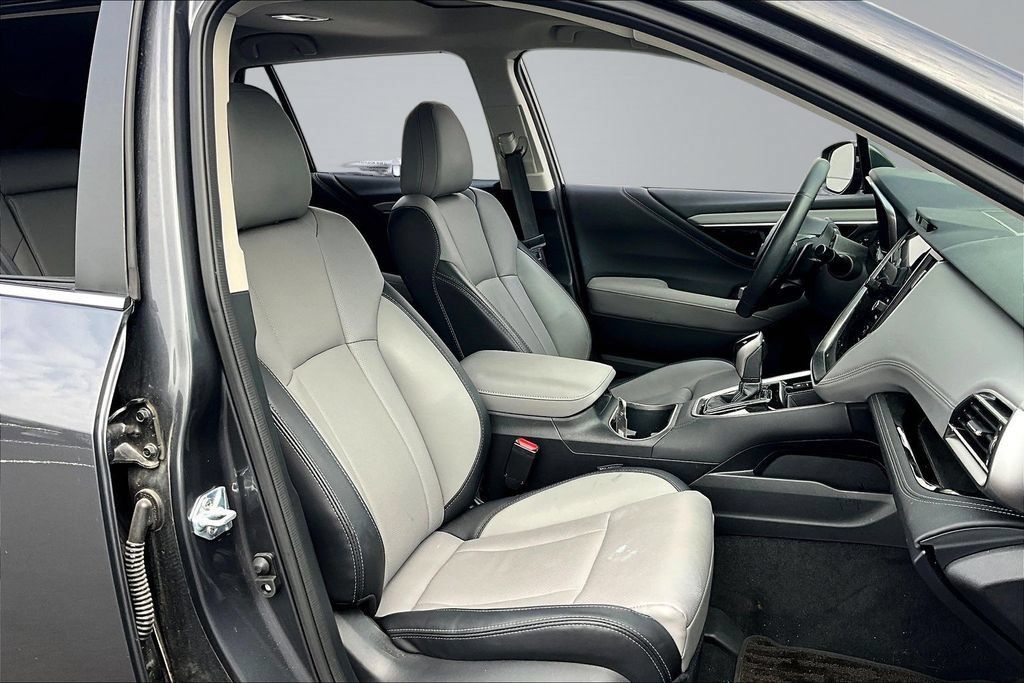 Certified 2025 Subaru Outback Limited AWD/4WD image 24