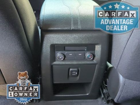 Certified 2023 Chevrolet Traverse LT image 17