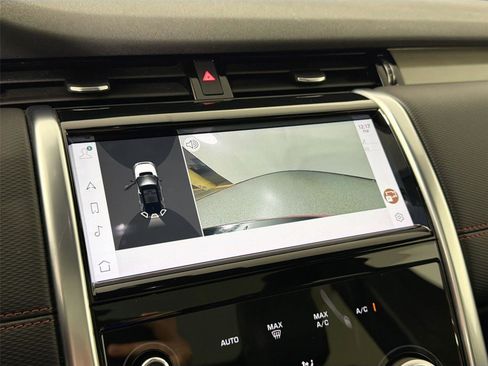 Certified 2023 Land Rover Discovery Sport SE R-Dynamic image 15