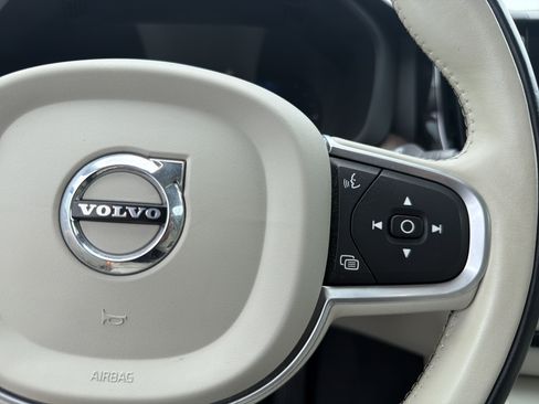Used 2022 Volvo XC60 T8 Inscription Expression w/ Advanced Package AWD/4WD image 28