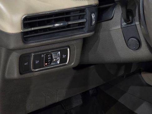 Used 2022 Lincoln Corsair Reserve w/ Equipment Group 201A image 18