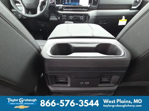 New 2026 Chevrolet Silverado 1500 LT w/ Z71 Off-Road Package AWD/4WD image 32