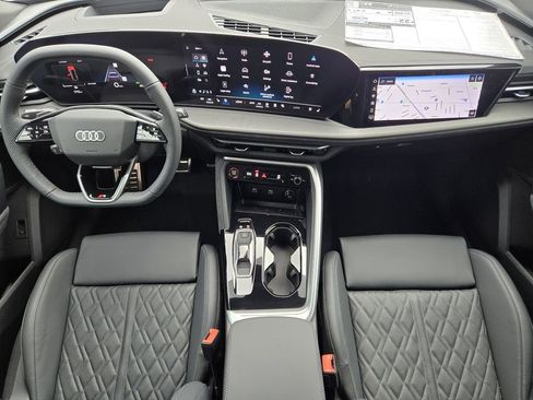 New 2025 Audi SQ5 Premium Plus image 30