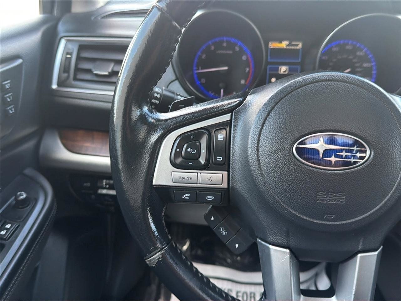 Used 2015 Subaru Outback 2.5i Limited AWD/4WD image 24