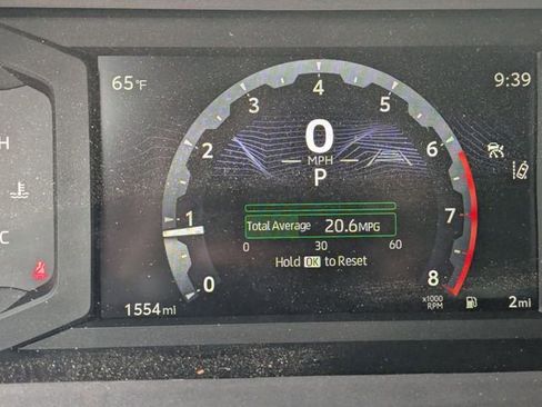 Certified 2025 Toyota Tacoma SR5 AWD/4WD image 19