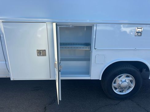 New 2025 Ford E-350 and Econoline 350 Super Duty w/ Power Equipment Group image 17