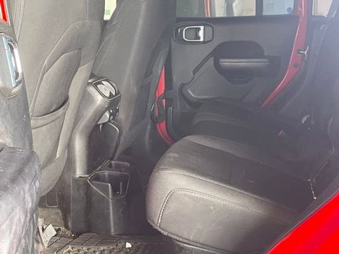 Used 2021 Jeep Gladiator Sport AWD/4WD image 16