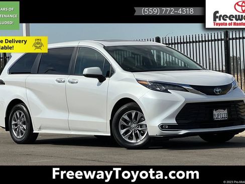 Used 2024 Toyota Sienna XLE AWD/4WD image 1