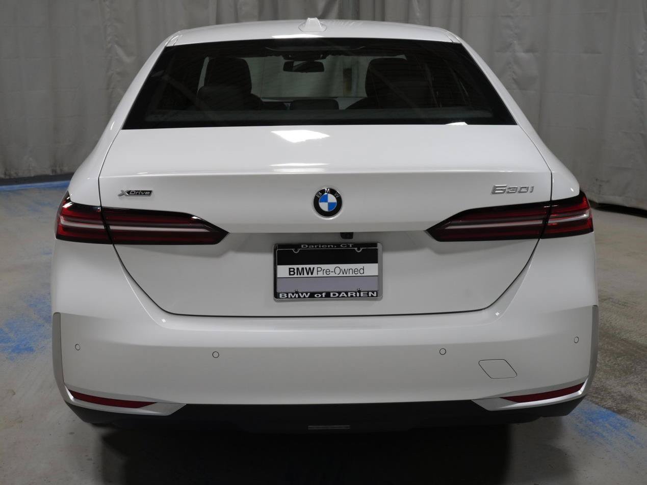 Used 2025 BMW 530i xDrive w/ Premium Package AWD/4WD image 20