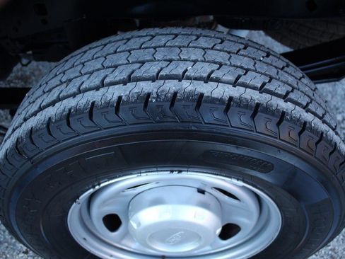 Used 2019 Ford F250 XL w/ Power Equipment Group image 10