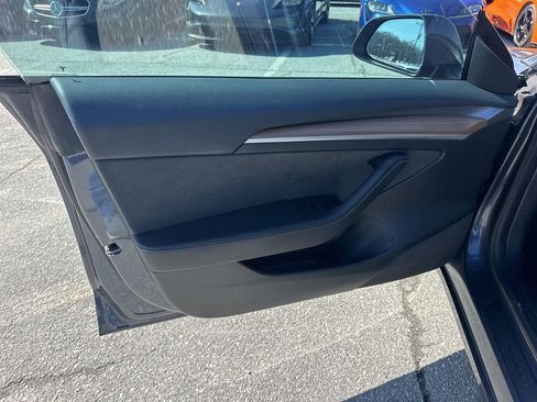 Used 2023 Tesla Model 3 Standard Range image 28