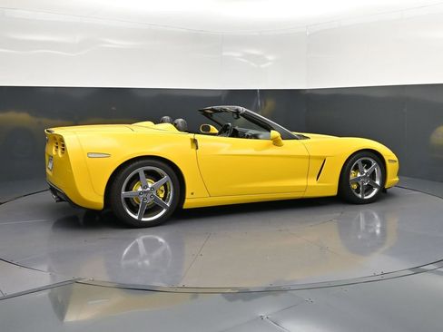 Used 2008 Chevrolet Corvette Convertible w/ Preferred Equipment Group image 8