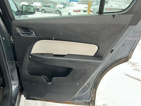 Used 2011 Chevrolet Equinox LS w/ Bluetooth Package image 15