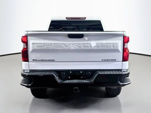 Used 2022 Chevrolet Silverado 1500 Custom Trail Boss AWD/4WD image 17