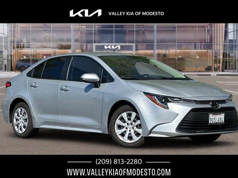 Used 2026 Toyota Corolla LE image 1