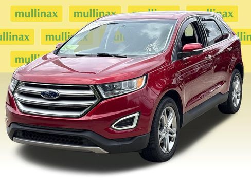 Used 2017 Ford Edge Titanium w/ Technology Package FWD image 12