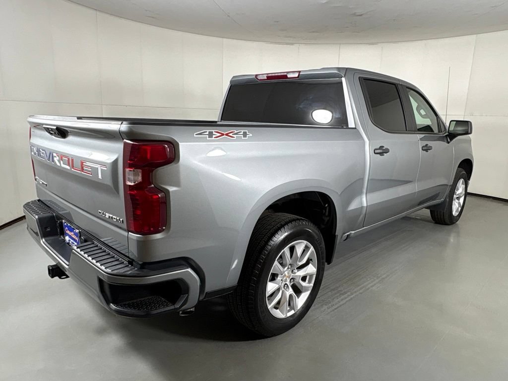 Used 2026 Chevrolet Silverado 1500 Custom AWD/4WD image 10