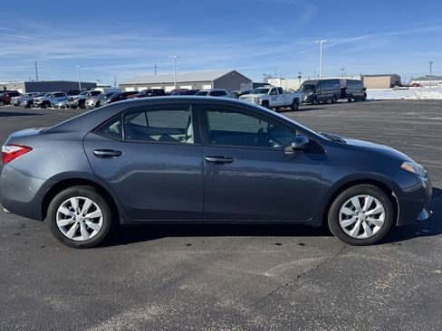 Used 2016 Toyota Corolla LE image 7
