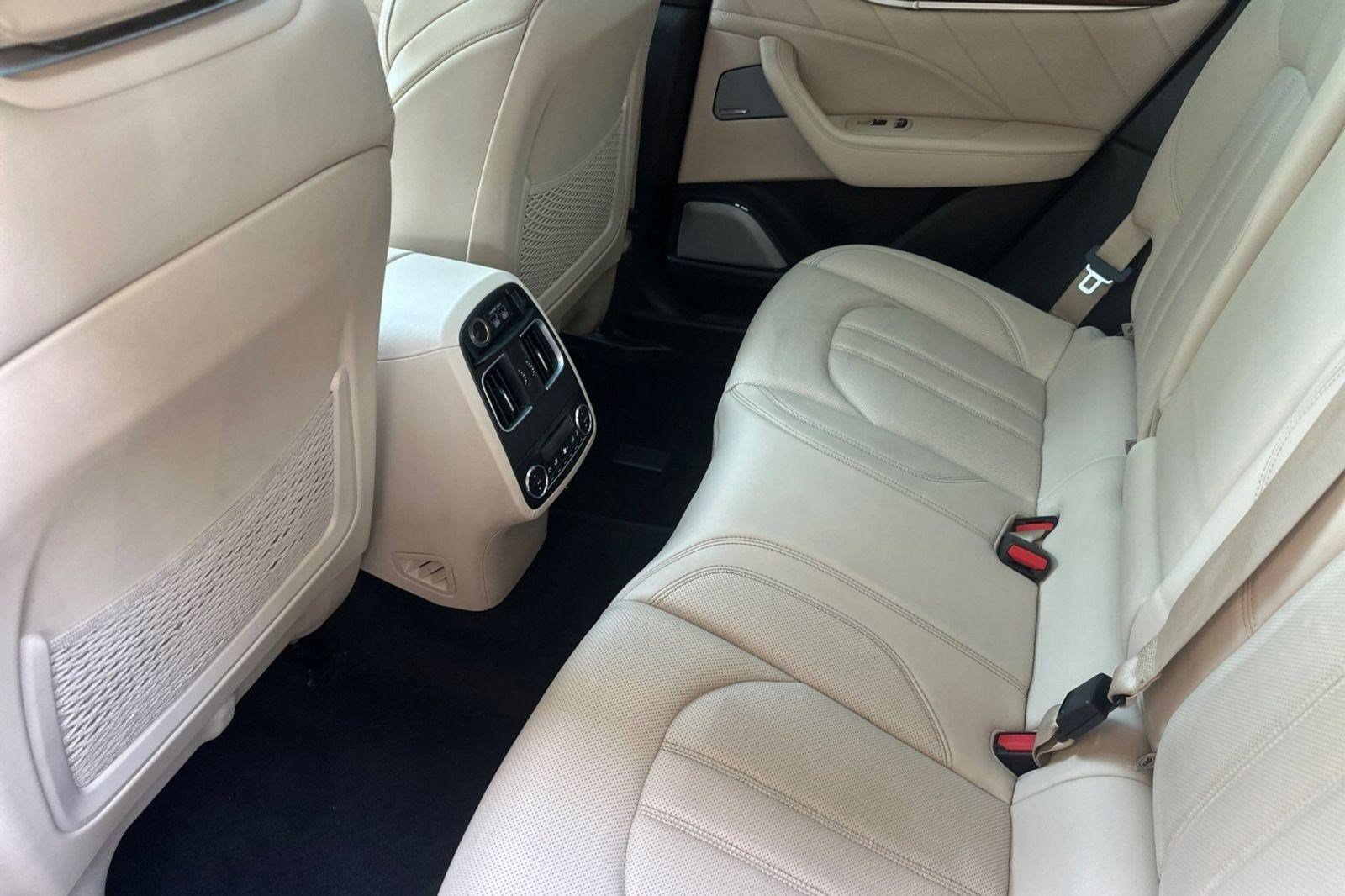 Used 2022 Maserati Levante Modena S AWD/4WD image 32