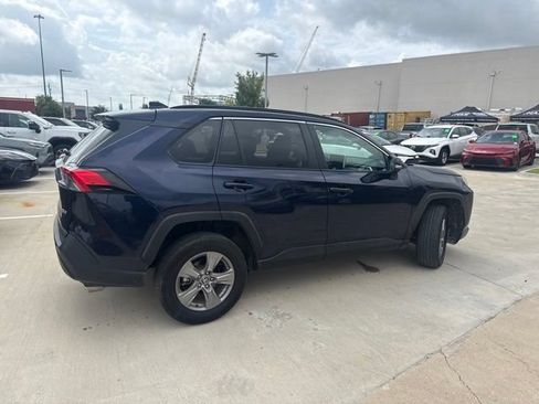 Used 2025 Toyota RAV4 XLE FWD image 3