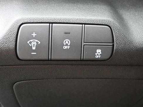 New 2026 Hyundai Elantra SE FWD image 22