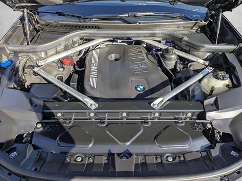 Certified 2023 BMW X7 xDrive40i w/ Premium Package image 23