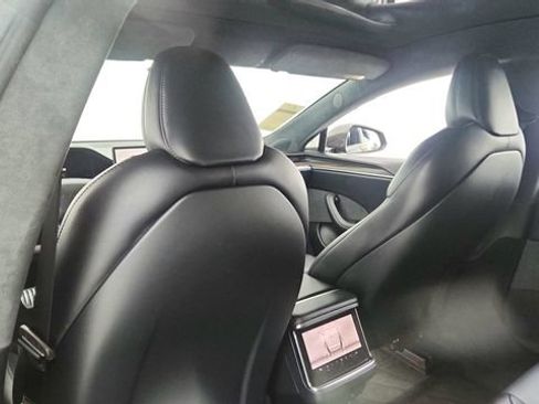 Used 2021 Tesla Model S Plaid image 31
