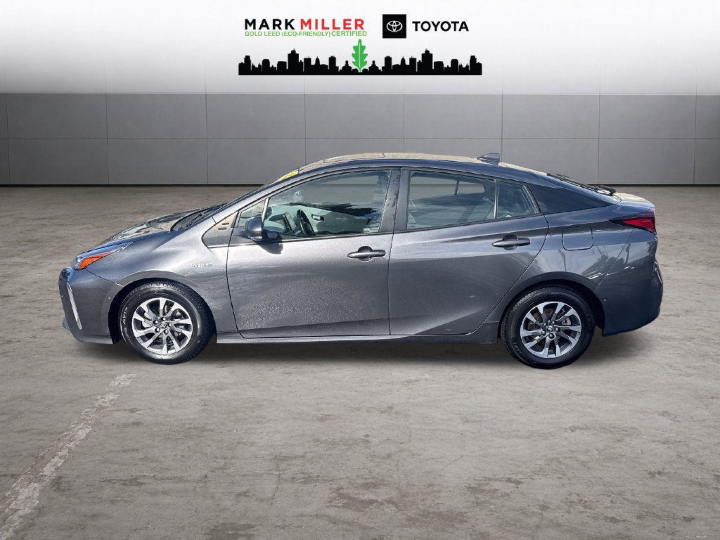 Certified 2022 Toyota Prius Limited w/ Premium Convenience Package FWD image 2