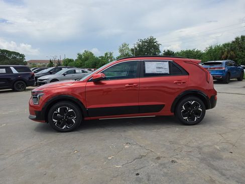 New 2026 Kia Niro Wind FWD image 5