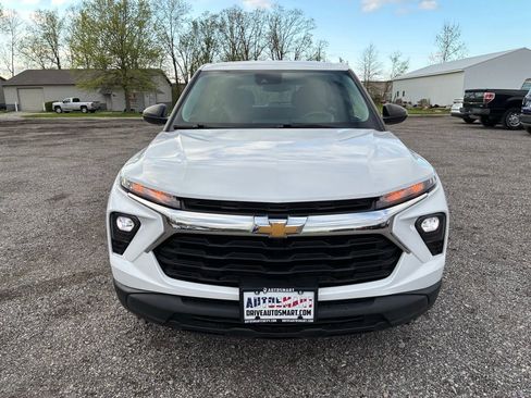 Used 2024 Chevrolet TrailBlazer LS w/ LS Confidence Package FWD image 26