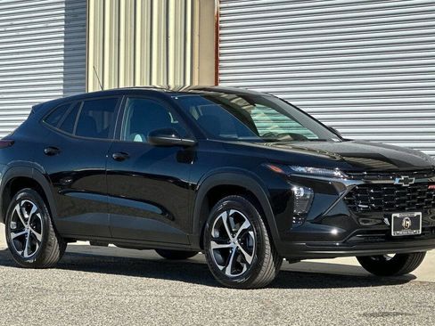 New 2026 Chevrolet Trax RS image 9