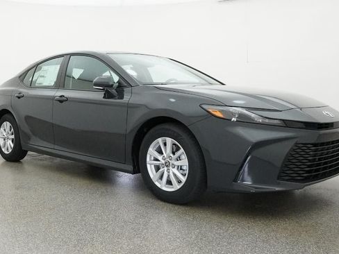 New 2026 Toyota Camry LE FWD image 29