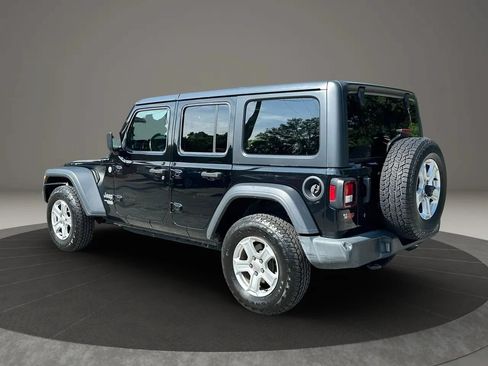 Used 2019 Jeep Wrangler Unlimited Sport S AWD/4WD image 5
