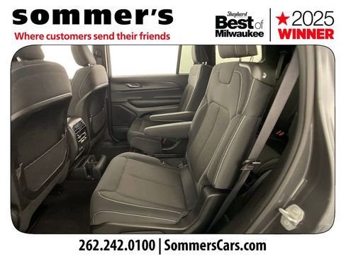 Used 2025 Jeep Grand Cherokee L Laredo w/ Luxury Tech Group I image 23