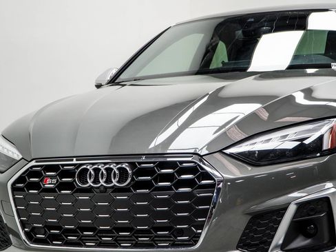 Used 2023 Audi S5 Premium Plus w/ Premium Plus image 2