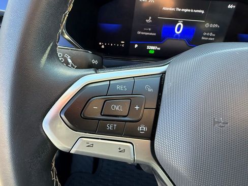 Used 2022 Volkswagen Taos SE image 24