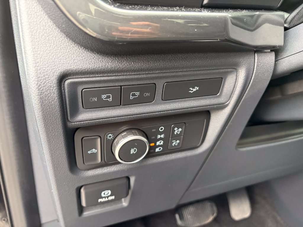 Used 2022 Ford F150 XLT w/ Equipment Group 302A High AWD/4WD image 10