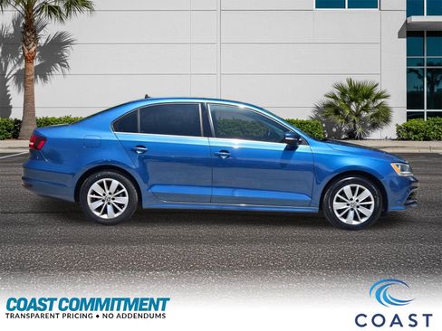 Used 2016 Volkswagen Jetta SE FWD image 5