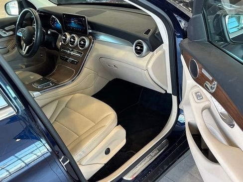 Used 2022 Mercedes-Benz GLC 300 4MATIC image 25