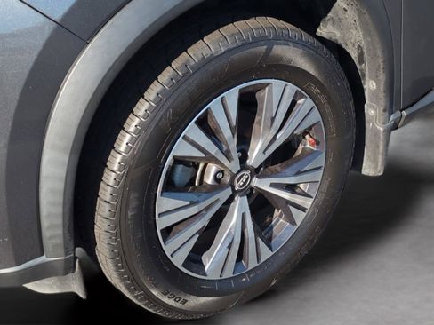 Used 2023 Nissan Rogue SV image 33