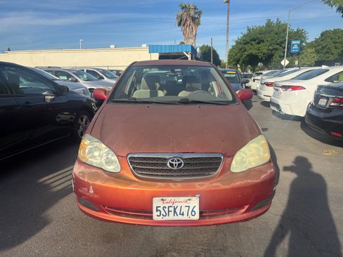 Used 2006 Toyota Corolla LE FWD image 2