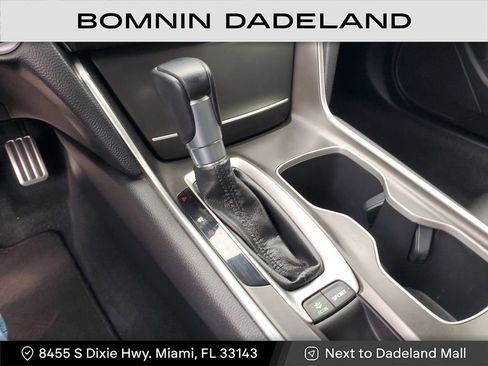 Used 2019 Honda Accord Sport image 12