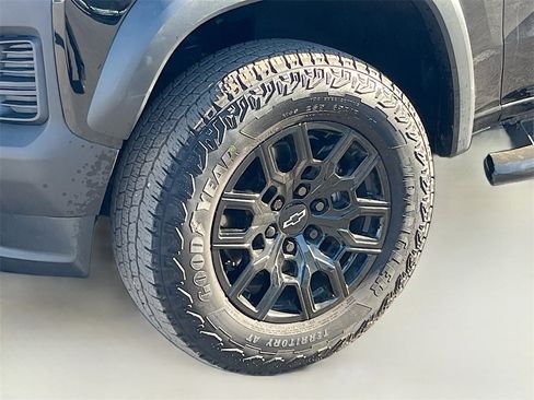 Used 2024 Chevrolet Colorado Trail Boss w/ Advanced Trailering Package image 28