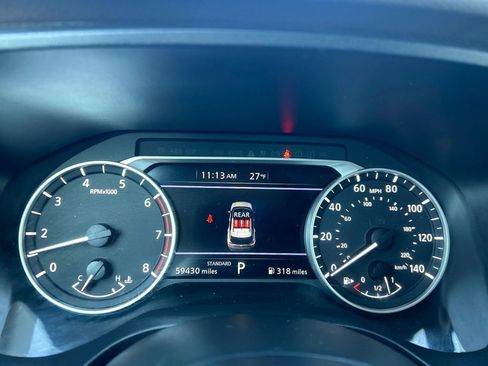 Used 2023 Nissan Rogue SV image 26