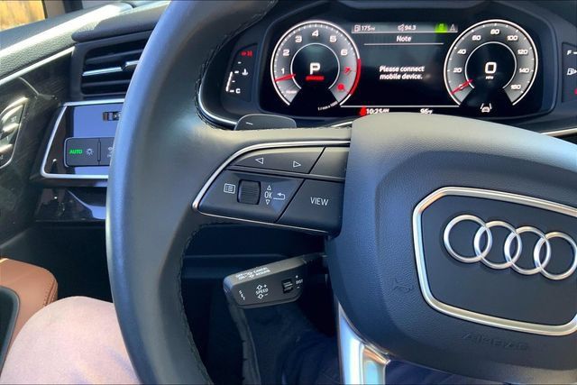 Used 2023 Audi Q7 3.0T Premium Plus AWD/4WD image 21