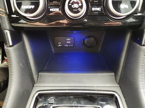 Used 2022 Subaru Forester Wilderness w/ Wilderness Package AWD/4WD image 27