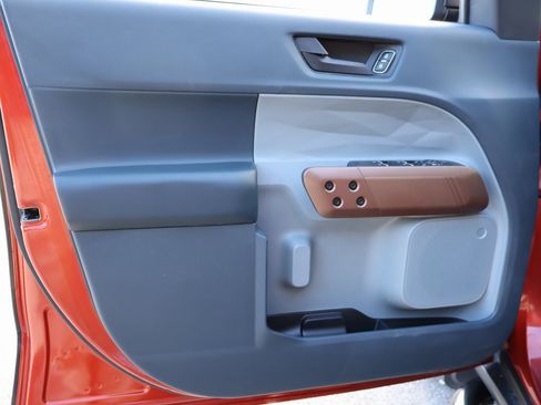 Used 2022 Ford Maverick Lariat w/ Equipment Group 500A Standard image 20