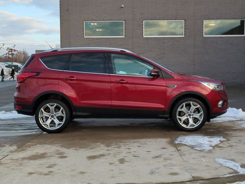 Used 2019 Ford Escape Titanium w/ U9j03 - Titanium Tow Package image 9